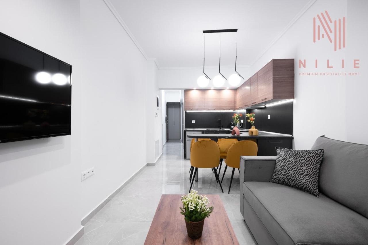 Reflection, Nilie Hospitality Mgmt Apartment Salonic Exterior foto